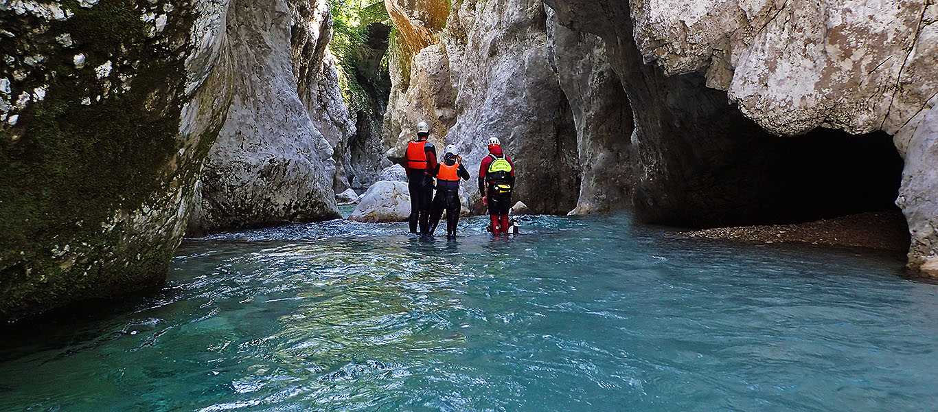 River Trekking torrente Arzino